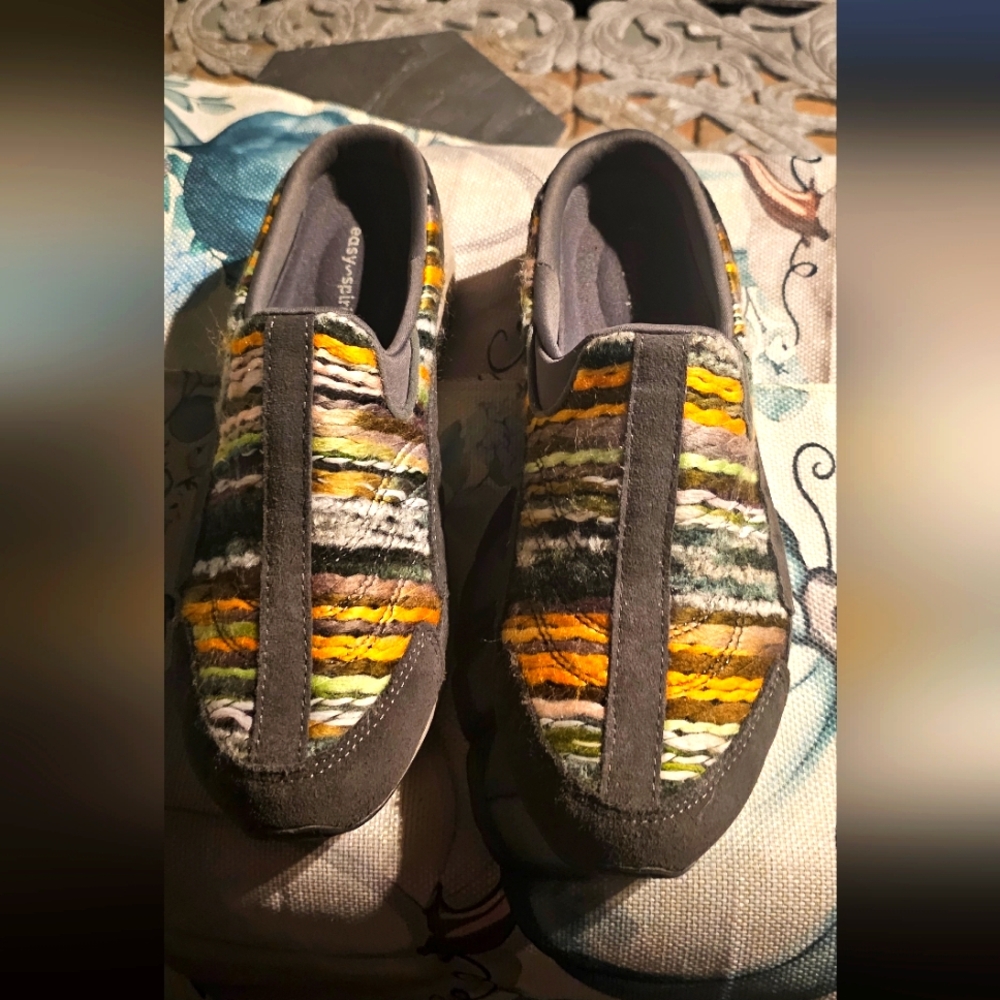 Easy Spirit Gold and Gray Mules & Clogs with Comfort Fit